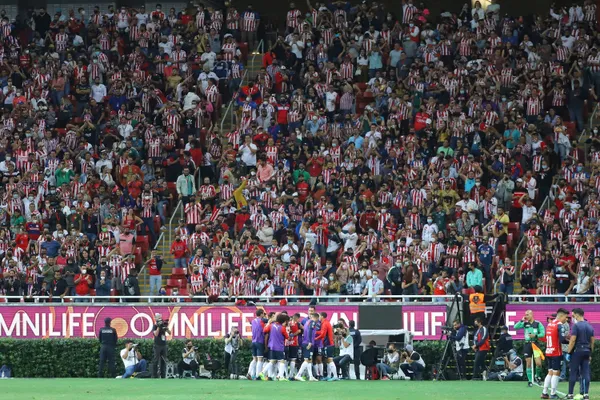 El Guadalajara le pasó por encima a los Pumas y ganó 3-1.