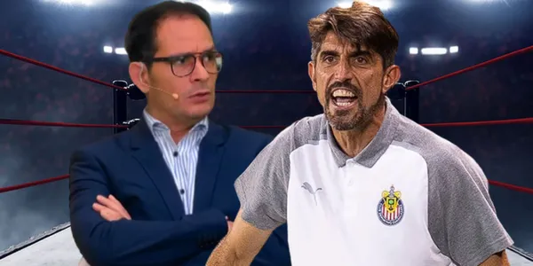 El periodista Gustavo Mendoza llamó charlatán a Veljko Paunovic y así lo pone en su lugar el técnico de Chivas.