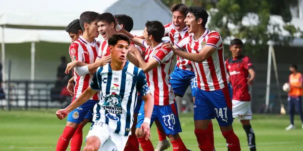 El rebaño habría cerrado el fichaje de Castillo y el jugador que habrían mandado a los Tuzos como parte del acuerdo