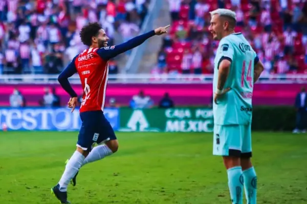 El Rebaño Sagrado visita el Nemesio Díez por primera vez desde el 2020.