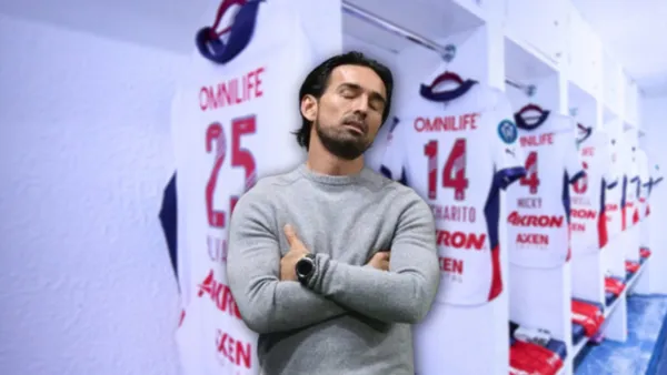 El vestidor de Chivas está muy dividido aun con la llegada de Espinoza | Foto: Especial