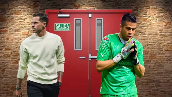 El Wacho en la puerta de salida y Gago