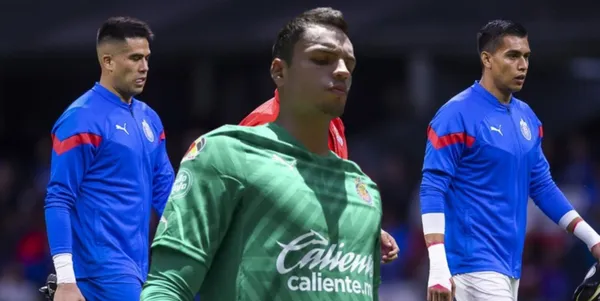 Esta sería la razón por la que Óscar Whalley estaría condenado a la banca en Chivas.