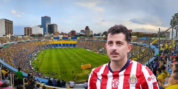 Estadio Ciudad de los Deportes tomado de ESTO, con Mozo al frente