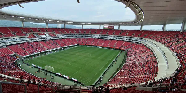 Estadio tomado de Chivas