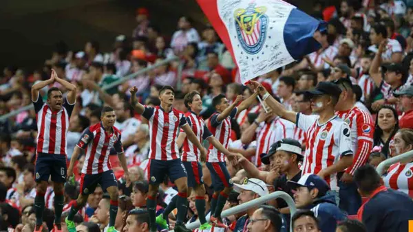Ex jugadores de Chivas y afición rojiblanca