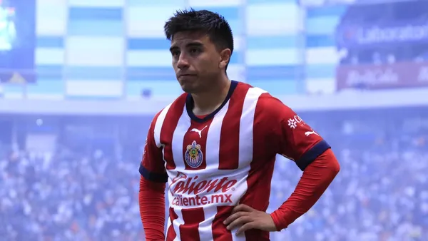 Fernando Beltrán se salvó de una grave lesión en el partido contra Puebla.