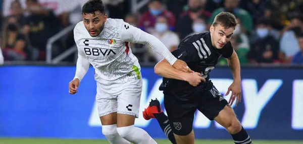 Fernando Beltrán y Alexis Vega fueron elegidos dentro de las estrellas de la Liga MX.