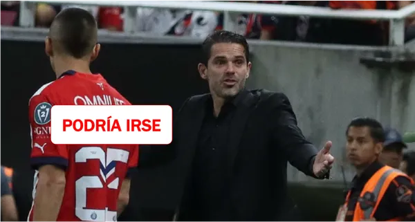 Fernando Gago dirige a las Chivas en el estadio Akron