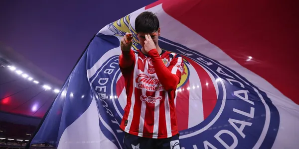 Fondo tomado de Chivas, con González al frente