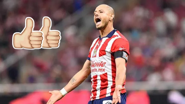 Foto: Excelsior / Chicharito Hernández vistiendo la camiseta de Chivas