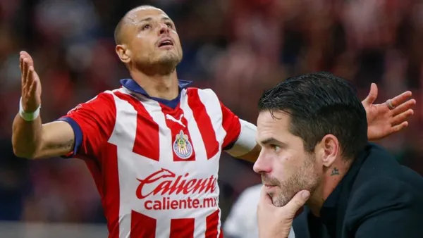 Foto: Excélsior / Chicharito Hernández vistiendo la camiseta de Chivas