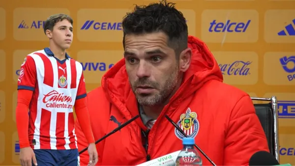 Gago en conferencia y Tiloncito