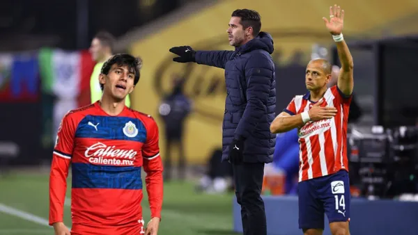 Gago podría ir con una alineación muy ofensiva