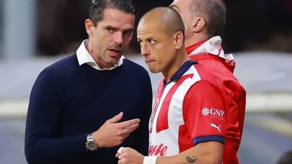 Gago revela si Chicharito podría ser titular