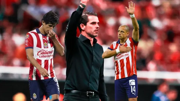 Gago sobre utilizar a Chicharito y Macías para la vuelta vs América