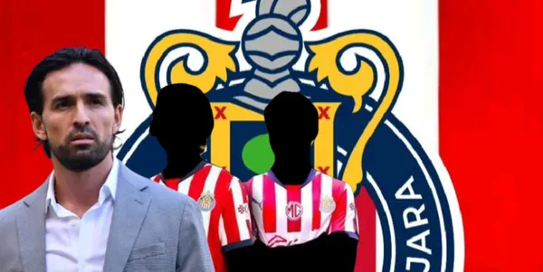 Gerardo Espinoza junto a dupla incógnita de Chivas / FOTO DEPORTES TOTAL MX