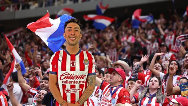 Govea con la afición de Chivas