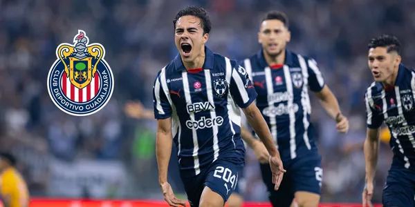 Iker Fimbres con Rayados y el escudo de Chivas/FOTO: X de Rayados