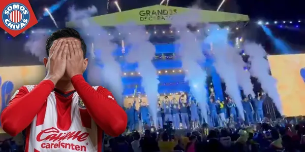 Ilustración de un jugador de Chivas, lamentándose (Fuente: GROK)