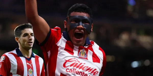 Isaác Brizuela junto a Gilberto Sepúlveda / FOTO X