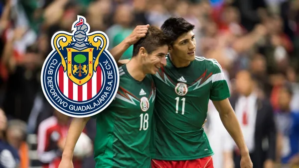 Isaác Brizuela y Alan Pulido (Foto: MEXSPORT)