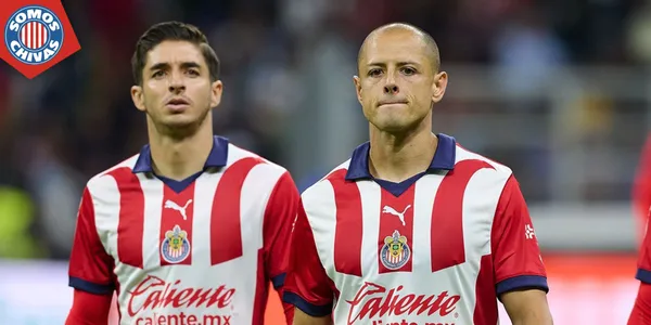 Isaac Brizuela y Javier Hernández en Chivas (Fuente: MEXSPORT)