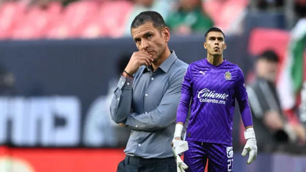 Jaime Lozano con el Tricolor y el Tala Rangel con la playera de Chivas