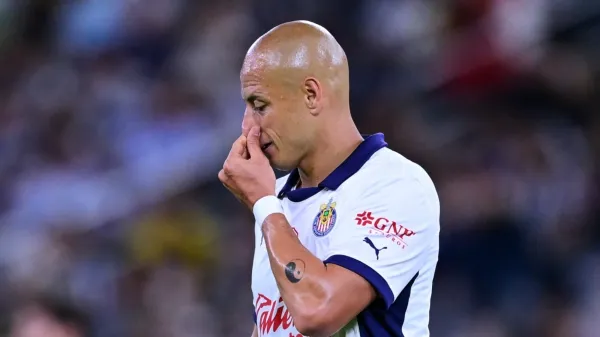 Javier Hernández en Chivas 2026