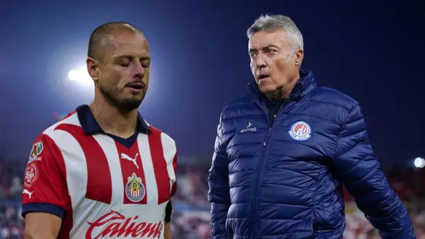 Javier Hernández y Domènec Torrent (Foto tomada de: MexSport)