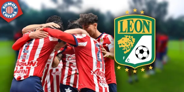 Jugadores de Chivas festejando un gol (Fuente: MEXSPORT)