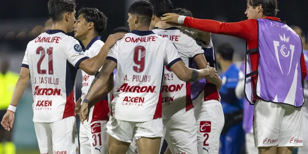 Jugadores de Chivas (Fuente: MEXSPORT)