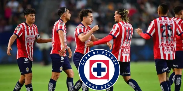 Jugadores de Chivas y escudo de Cruz Azul/FOTO: Milenio