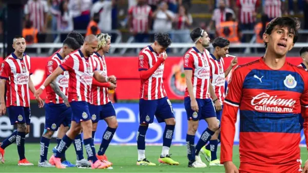 Jugadores de Chivas y Macías lamentándose