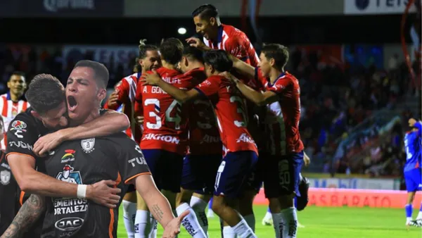 Jugadores de Pachuca y de Chivas celebrando