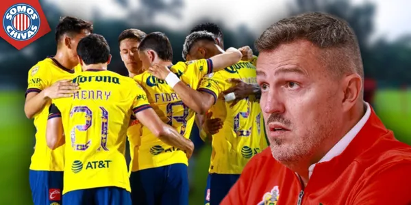 Jugadores del América y DT de Chivas (Fuente: MEXSPORT)