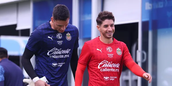 Jugadores en entreno. Foto: Chivas