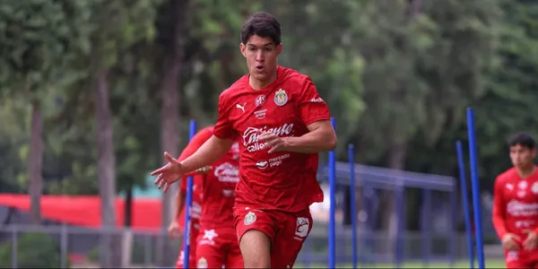 Jugadores en entreno. Foto: Chivas