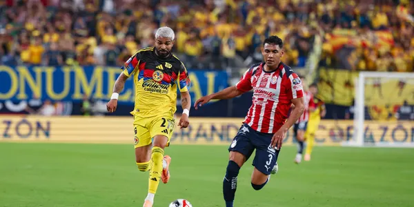 Jugadores en partido. Foto: Chivas