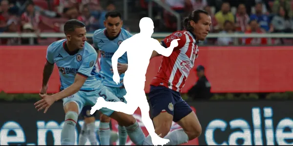 Jugadores en partido, foto de Chivas.