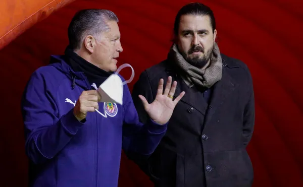 La afición exige resultados al dueño del Guadalajara.