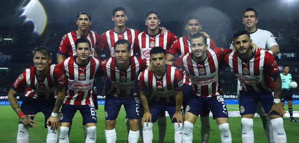 La historia del equipo esta en graves problemas y todo por la ineptitud de un par.