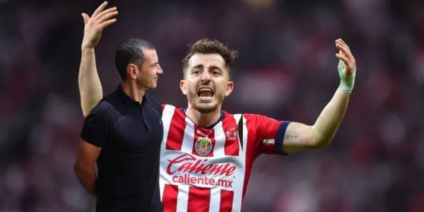 La Selección Mexicana habría tenido que ver en el bajo rendimiento de lateral de las Chivas, Alan Mozo en contra de los Pumas