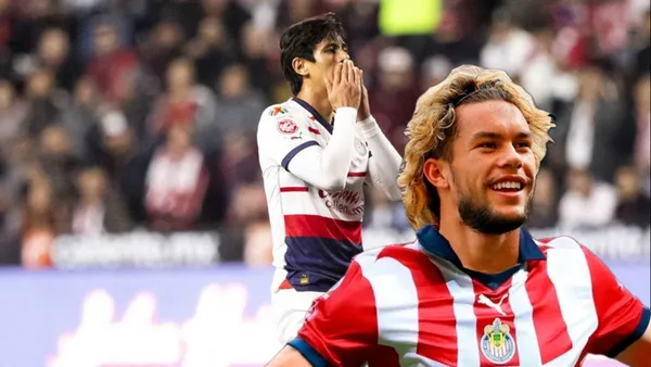 Macías lamentándose y Cowell sonriente