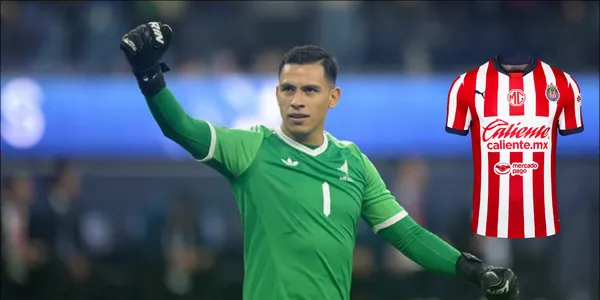 Malagón en partido, foto de MSN, con jersey de Chivas