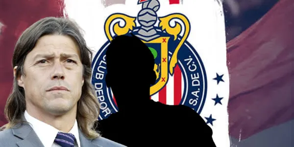 Matías Almeyda junto a jugador incógnito / FOTO INFOBAE