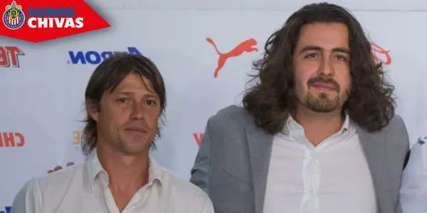 Matías Almeyda y Amaury Vergara (Fuente: MEXSPORT)