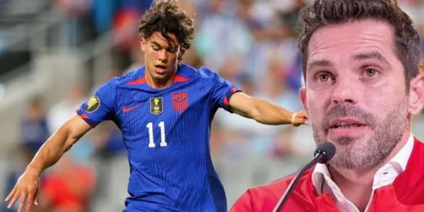 Mientras Cade Cowell repartía autógrafos, el recadito que le dejó Fernando Gago.