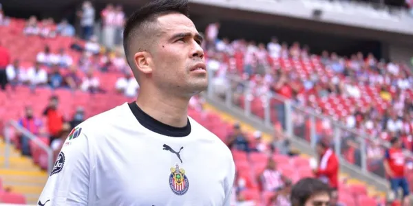 Miguel Jiménez seguiría siendo el portero de Chivas, todo bajo un negocio chueco