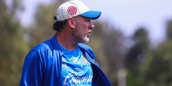 Milito en entreno. Foto: Chivas